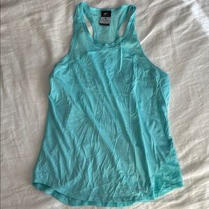 Nike Wonen’s Aqua Tank Top
